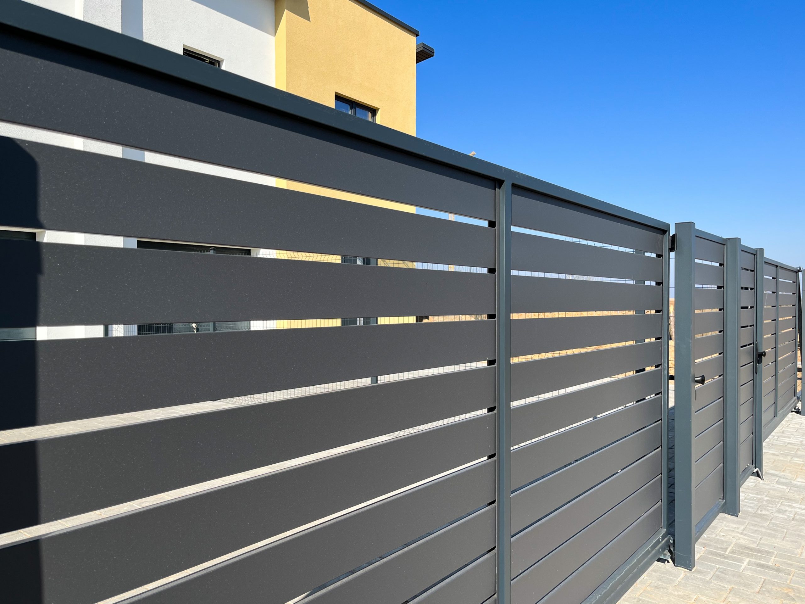 Modern,Metal,Fence,For,Fencing,The,Yard,Area.,Horizontal,Sections